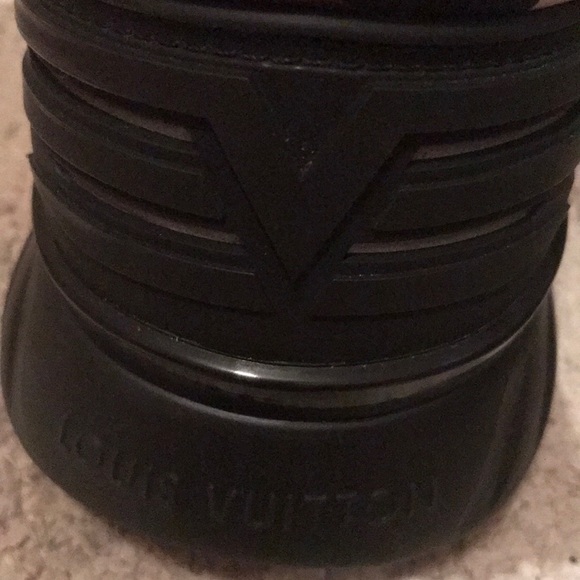 Lv men’s sneakers - Picture 3 of 7